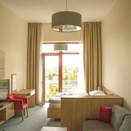 Hotelovy Alfred C406 *