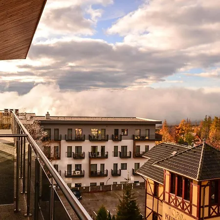 Hotelovy Alfred C406 דירה