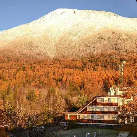 Hotelovy Alfred C406 דירה